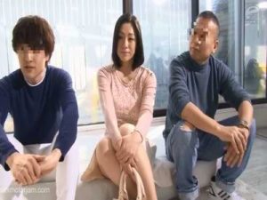 حل المشكلات العائلية مع هدية ماليّة – سكس ياباني مترجم كامل